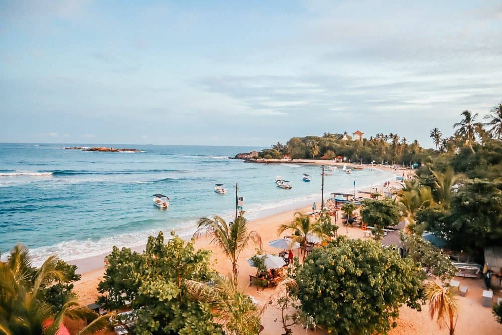 unwatuna_beach_Sri_lLanka